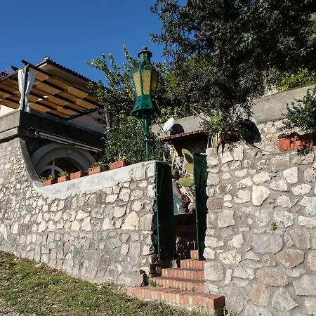 Daniela -vista Mare-70metri Dal Mare - Wi-fi - Free Parking * Terracina