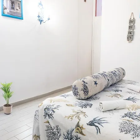 Holiday home Daniela -vista Mare-70metri Dal Mare - Wi-fi - Free Parking